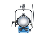 Arri 552100 ST1 True Blue 1Kw Fresnel Spot Light w/ 7" Lens